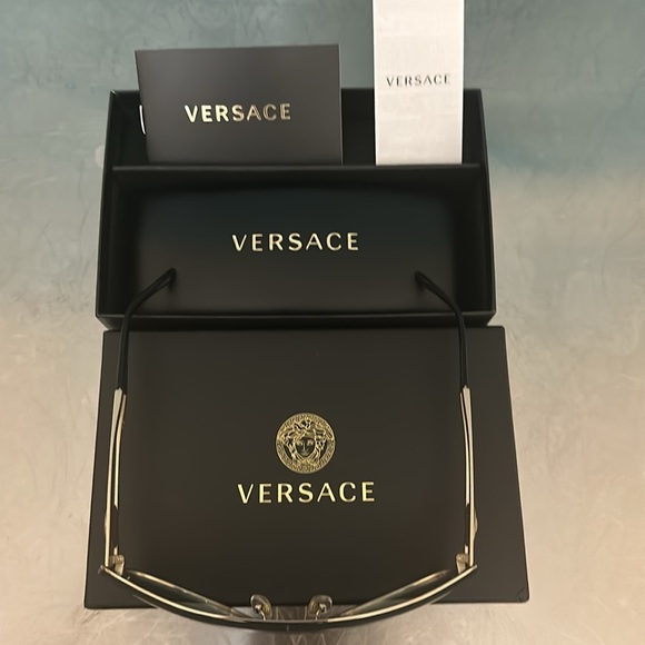 New - Picture 4 of 9